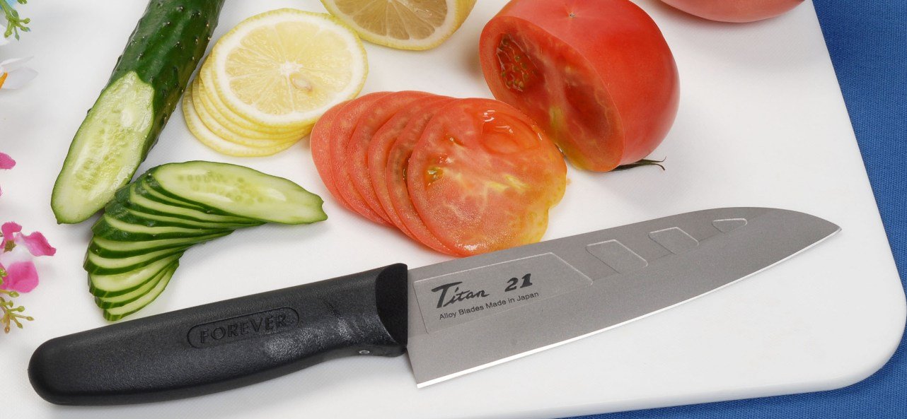 Amazon｜FOREVER 銀 ハイブリッド チタン 包丁 160mm HT HT-16S